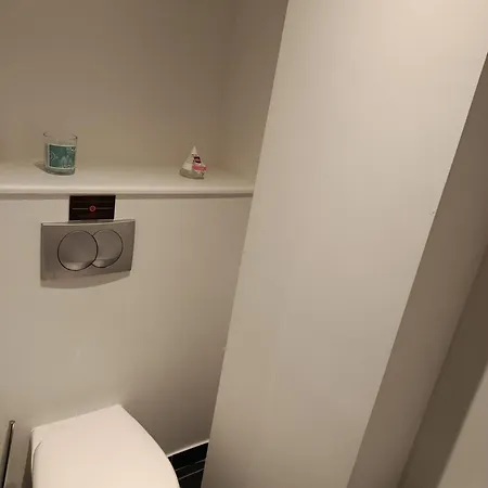 Au Bord De L'orne Καν